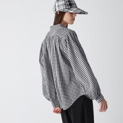 大人のこなれ感を醸し出してくれるデザイン