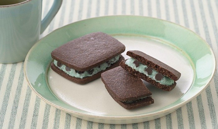 チョコミントサブレ（172円）