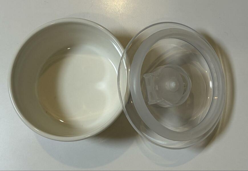 筆者撮影（扶桑社 cookpad plus、MOOMIN＜ムーミン＞ 磁器の密閉保存容器 豪華2個セット）