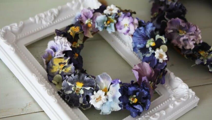パンジーがドライフラワーに！？ 100均グッズで簡単〈パンジー〉＆〈ビオラ〉の《ドライフラワー＆リース作り》が素敵すぎ