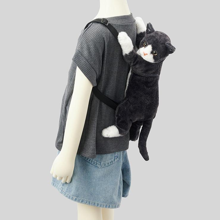 出所：しまむら公式オンラインストア キッズ　ぬいぐるみリュック （ハチワレ）