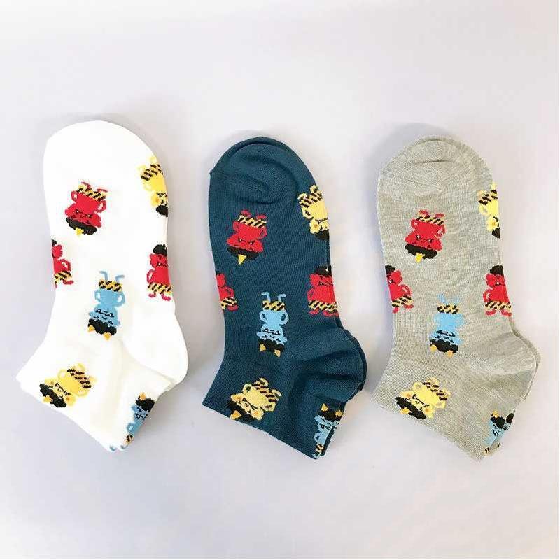 出所：Can★Doネットショップ 婦人靴下　アンクル丈　鬼総柄