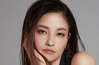 37歳・黒木メイサ すっぴん！？自然体な最新ショットが反響「美人すぎますーーー」「女神」「肌がツヤツヤ」