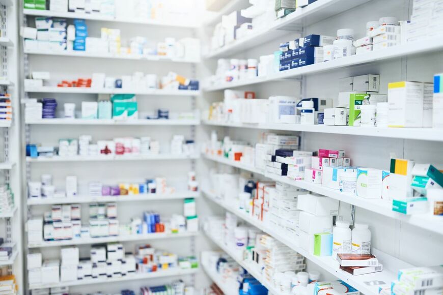 皮膚科で渡された「薬局からのお願い」　軟膏容器の不足を知らせる内容に「大変なことになっているんだな…」