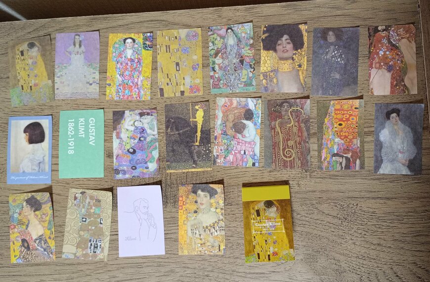 筆者撮影（キャンドゥ、ブック型マスキングシール クリムト）