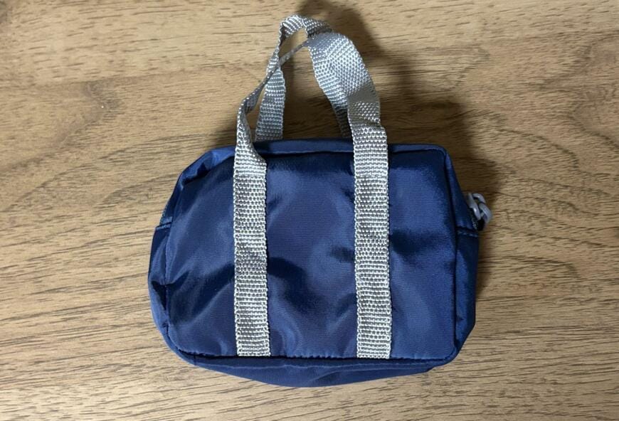 セリア、スクールバッグ風ミニポーチの画像