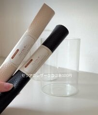 【100均DIY】1個あたり220円！セリアのフェイクレザーを巻くだけで、おしゃれな「フラワーベース」に簡単アレンジ