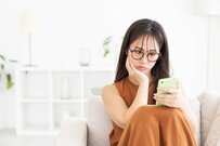 6歳差育児で感じた「専業主婦への意識の変化」第一子産後の妻「就業継続」が5割を超えたのは「子が2015～19年生まれ」から