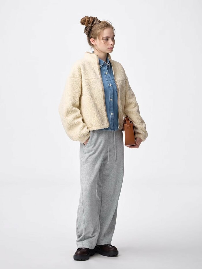 ウエストの総ゴム仕様で履き心地は文句なしの楽ちんさ