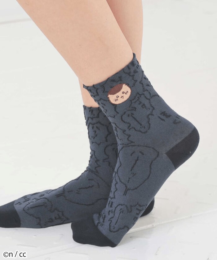 個性豊かなキャラクターのワンポイント刺繍がキュートなソックス