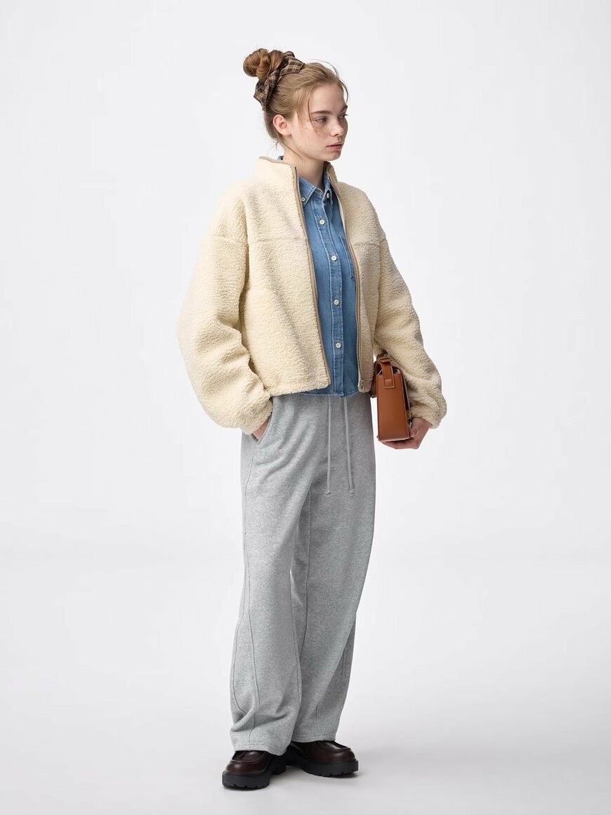 画像出所：GU公式オンラインストア