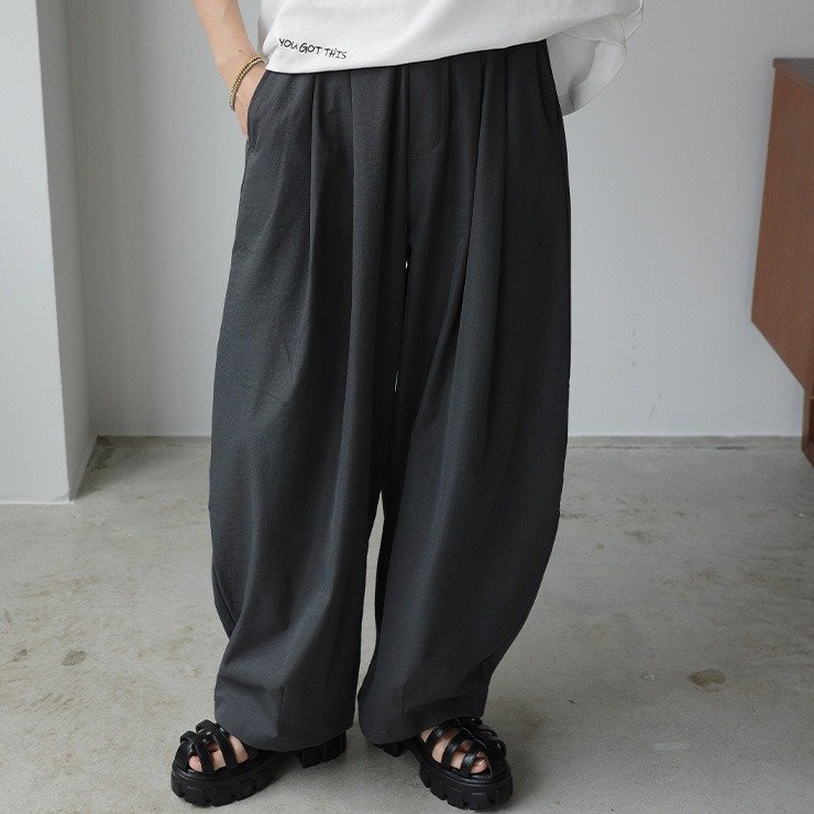出所：しまむら公式　レディース　バルーンパンツ（mako）