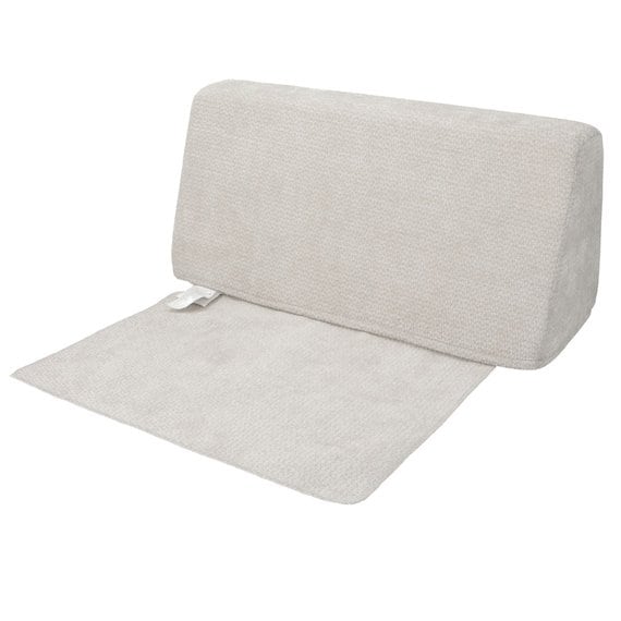 出所：ニトリ公式通販ニトリネット　ラグといっしょにつかうクッション