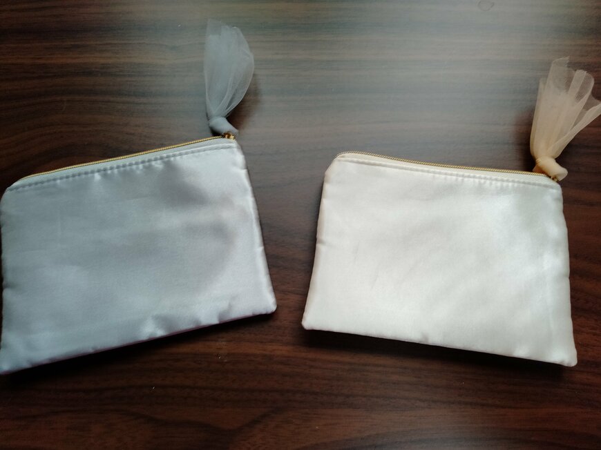 筆者撮影（セリア、サテン ポケティポーチ チュール付）