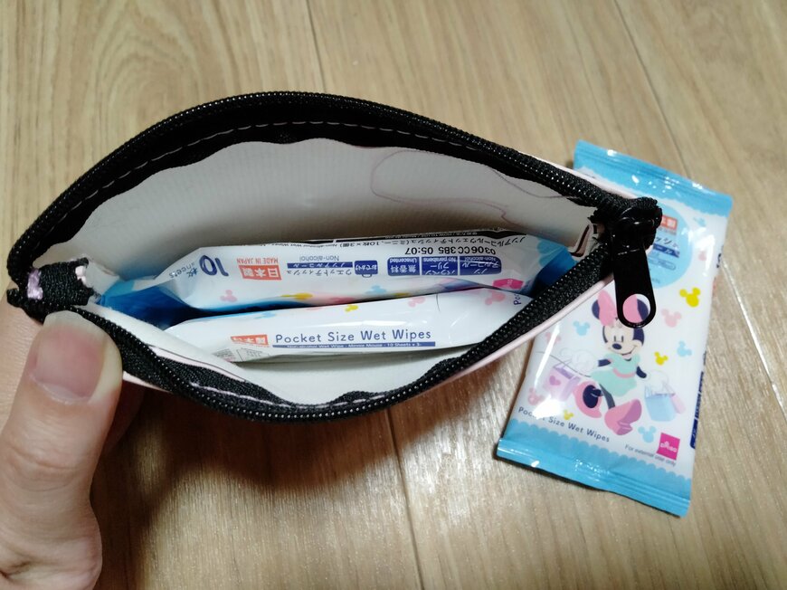 出所：筆者撮影（ダイソー×クレヨンしんちゃんのポーチ）