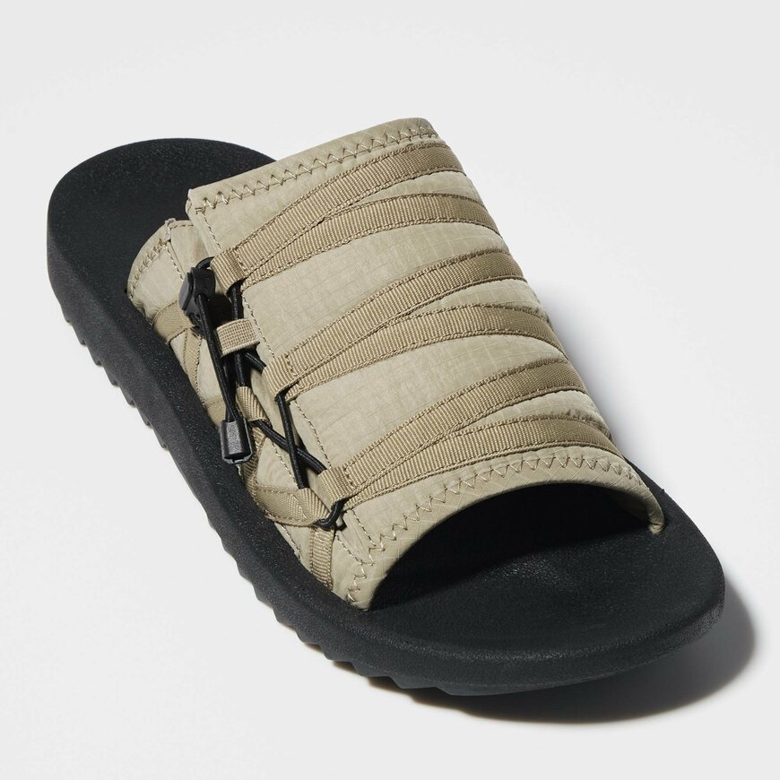 ユニクロ公式　スライドサンダル