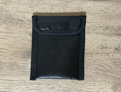 セリア、モバイルバッテリー耐火ケース商品画像