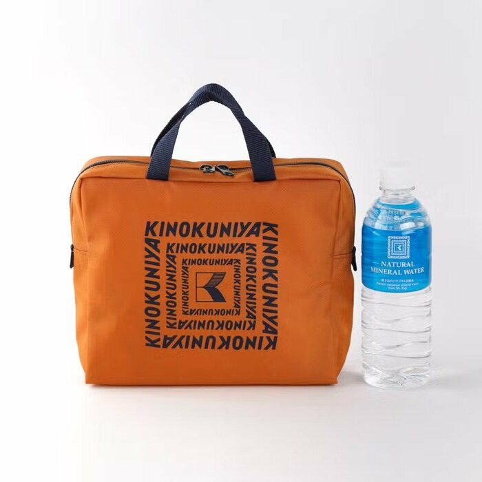 紀ノ国屋から登場した新作のハンディポーチ