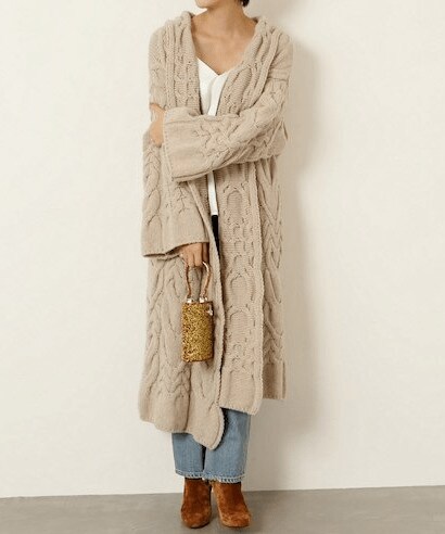 plage - BIG ケーブル ニットガウンコート ¥44,280（税込）