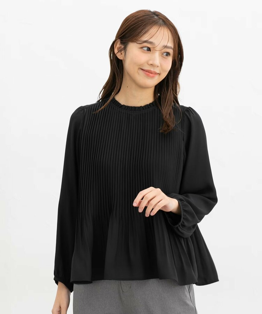 ハニーズ公式　プリーツ使いブラウスの画像