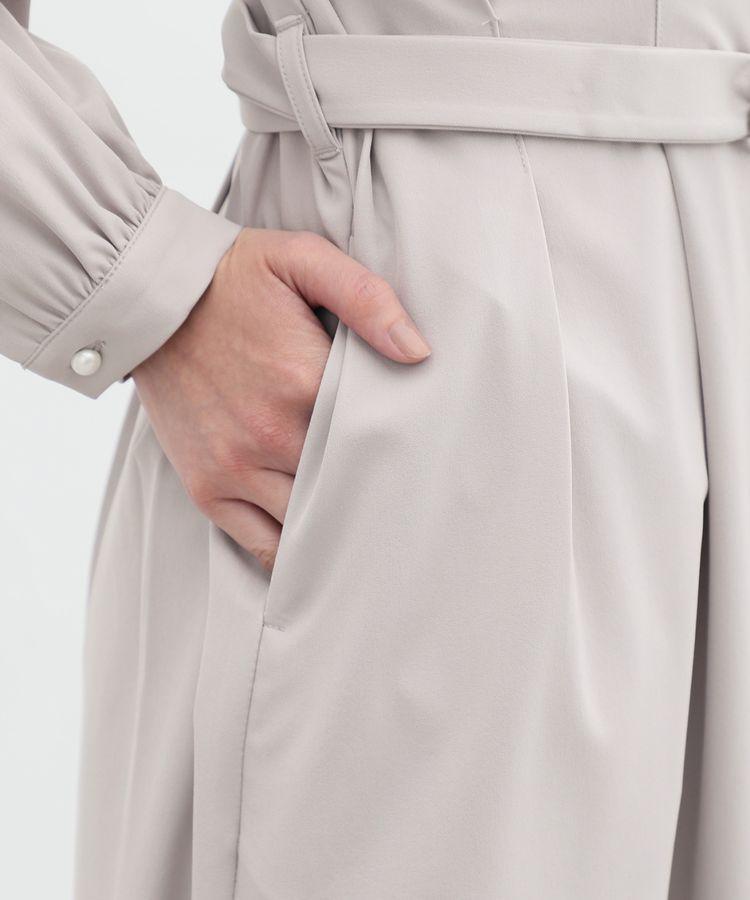 ハニーズ、ウエストタックワンピース(グレージュ)、ポケットのアップ画像