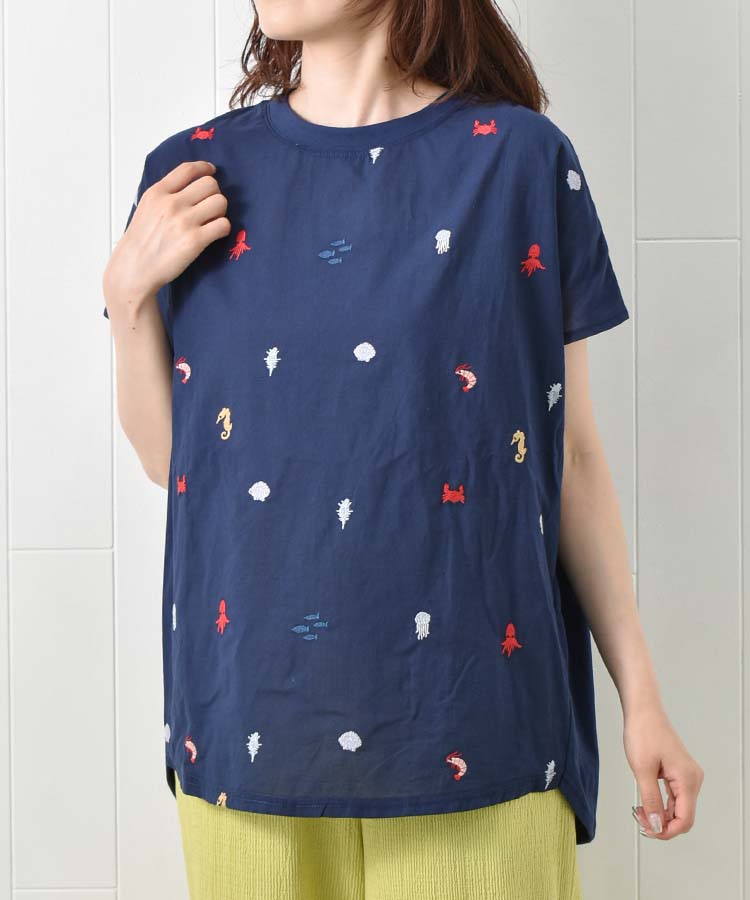 Bleu Bleuet(ブルーブルーエ)公式サイト 海の生き物総刺繍Tシャツの画像