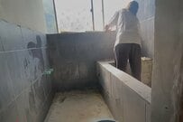 【築100年超古民家DIY】ボロボロだった浴室がおしゃれで機能的な空間に…　驚きのビフォーアフターに反響