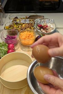 【女子高生弁当】部活を引退した娘に作る！彩り豊かな「牛肉のスタミナ炒め弁当」が話題