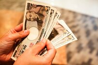 金融機関で働く4人にボーナスの使い道を聞いてみた