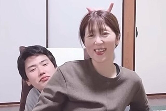 【33歳差カップル】58歳彼女＆25歳彼氏の日常いちゃいちゃ動画が話題「ドラマみたい」「癒される」の声