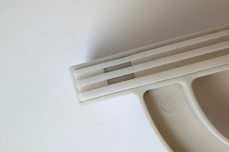 セリア　毛玉取りブラシ