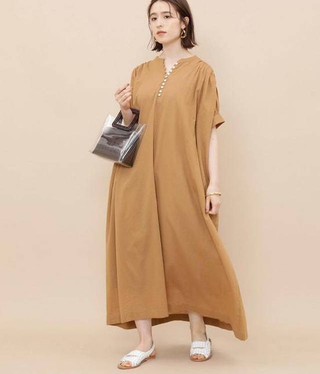 ADAM ET ROPE' - コットンボイルロングワンピース ¥15,984（税込）