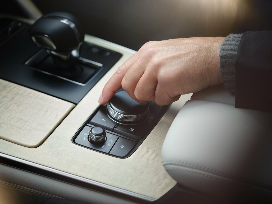 出所：マツダ株式会社「新型クロスオーバーSUV「MAZDA CX-60」の日本仕様を初公開」