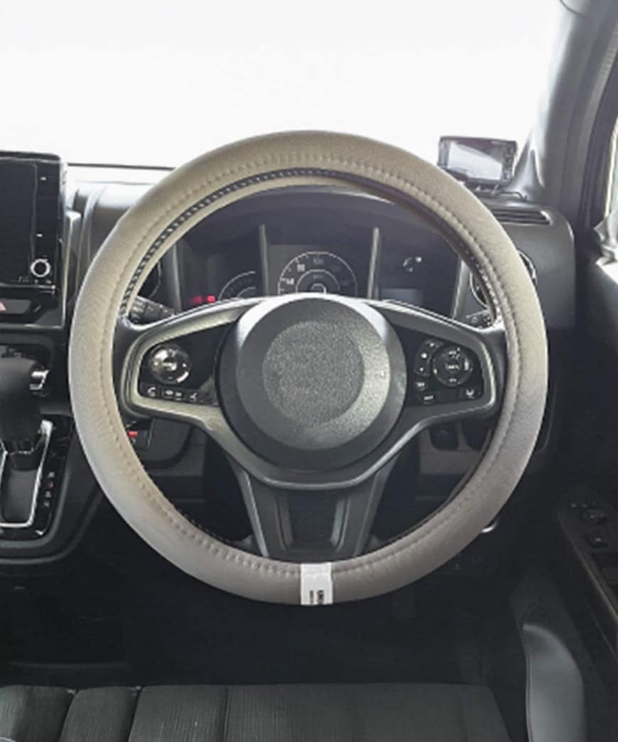 出所：3COINS公式 CARハンドルカバー