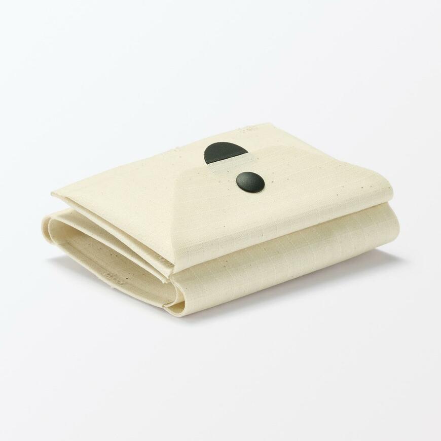 出所：無印良品ネットストア 耐水生地を使った　コットンウェルダー　三つ折り財布