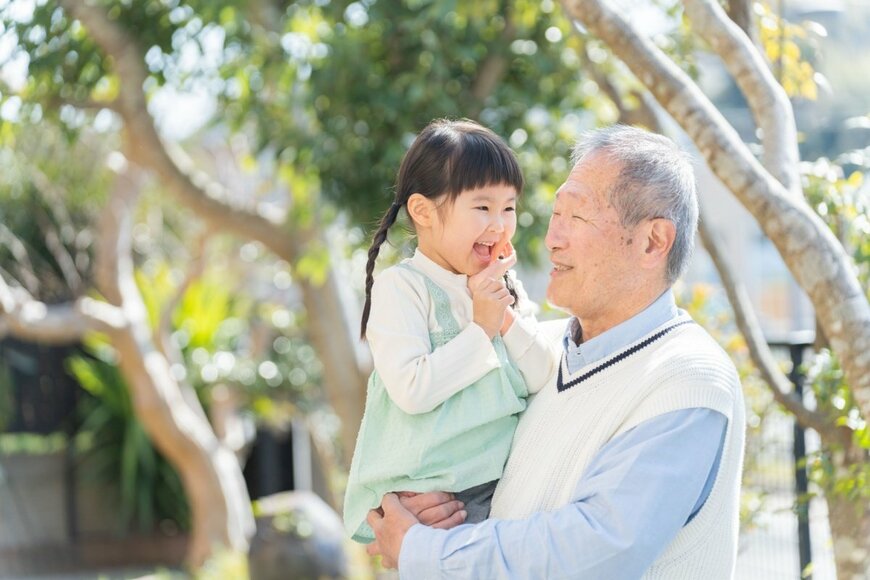 【公務員】子どもや孫に就いてほしい職業ランキングトップ2を独占！本当に退職金や給与は魅力的なのか