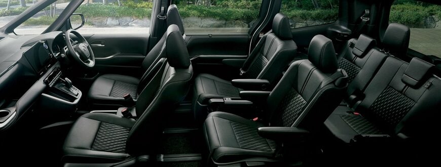 トヨタ「ノア」