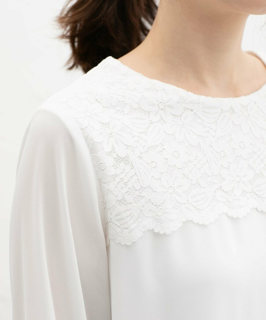 ハニーズ公式　レース使いブラウスの画像