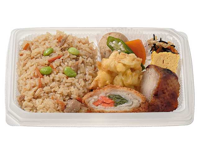 セブン-イレブンの新商品：鶏めし御飯と夏野菜おかずのお弁当