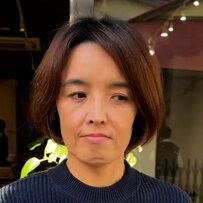 【イメチェン】「眼鏡をかけやすいショートヘア」を希望の女性が変身！ツーブロックスタイルでスタイリッシュな仕上がりに