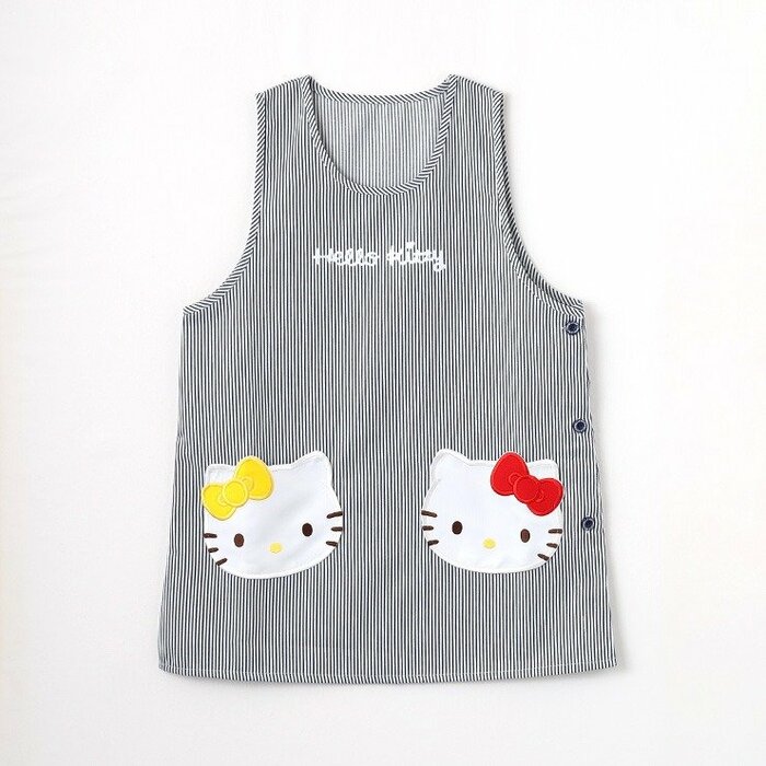 ハローキティとミミィが大きくデザインされたエプロン
