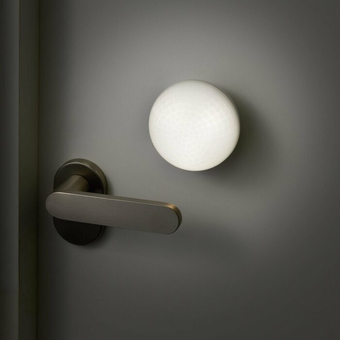 必要な時だけ明かりを灯してくれる「センサー機能」