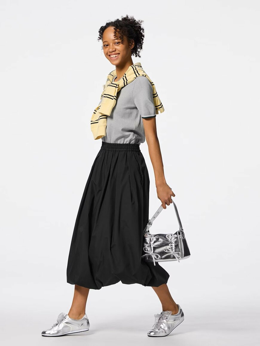 GU公式　バブルヘムミディスカートの画像