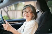 【60～70歳代】平均貯蓄額と中央値を「一覧表」でみる「お金が貯まる人・貯まらない人」3つの違いは？年金だけでは物価上昇を賄えず