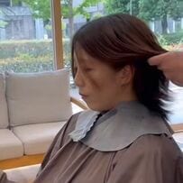 【人気急上昇】女性が<サイド刈り上げ×ウルフ>で大胆イメチェン　チラ見え刈り上げでクールなスタイルに