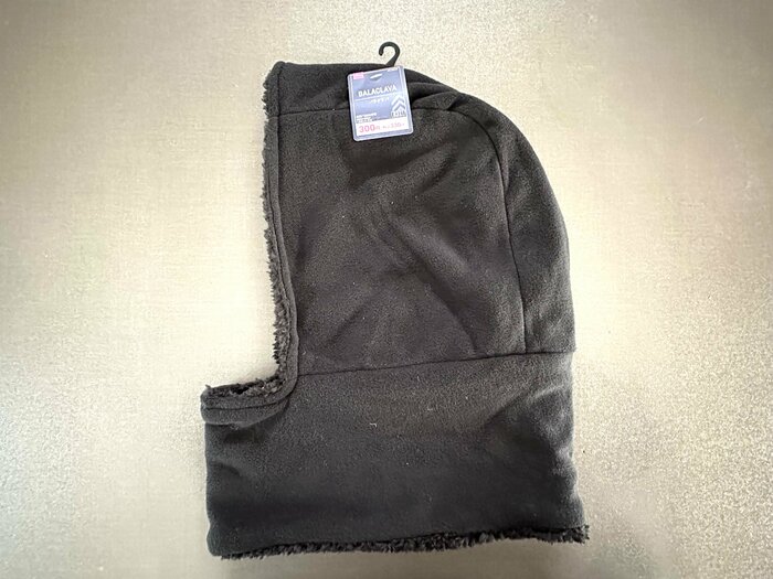 ダイソーのバラクラバ 税込330円