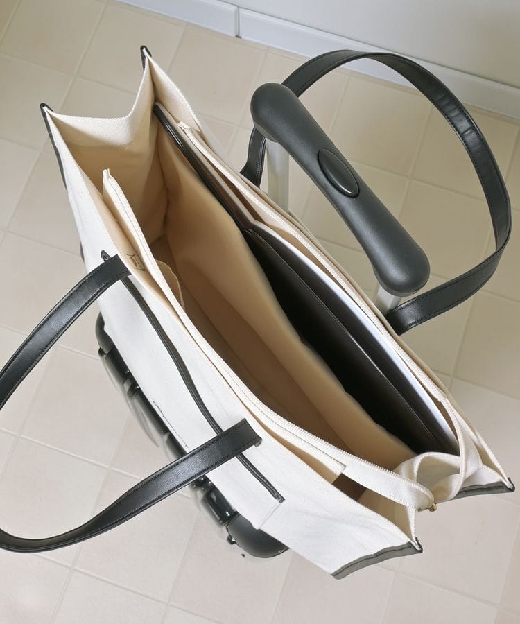 出所：ハニーズ公式通販 キャリーオントートバッグ