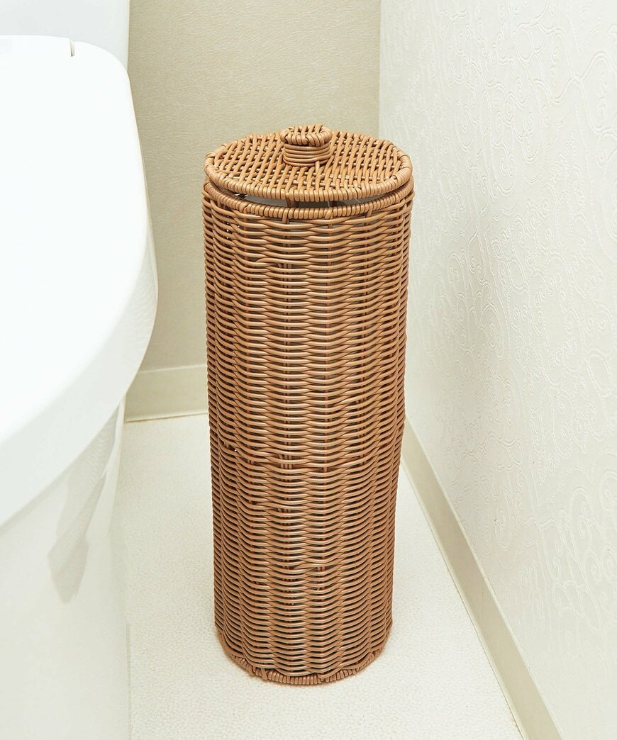 出所：3COINS公式　《水拭き可能！》PPラタンペーパーストッカー