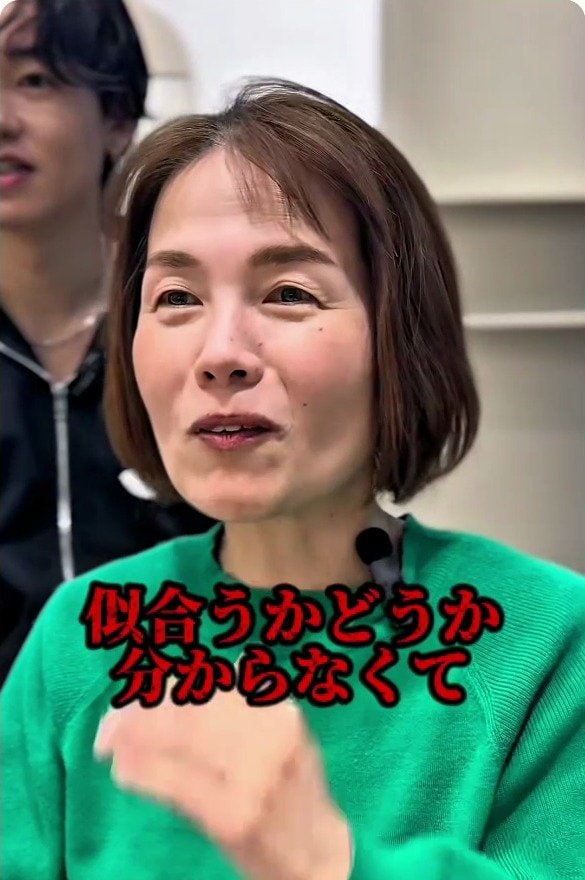 「想像以上です！」50代女性が憧れ美人風ショートに挑戦。前髪のあるエレガントなスタイルに笑顔