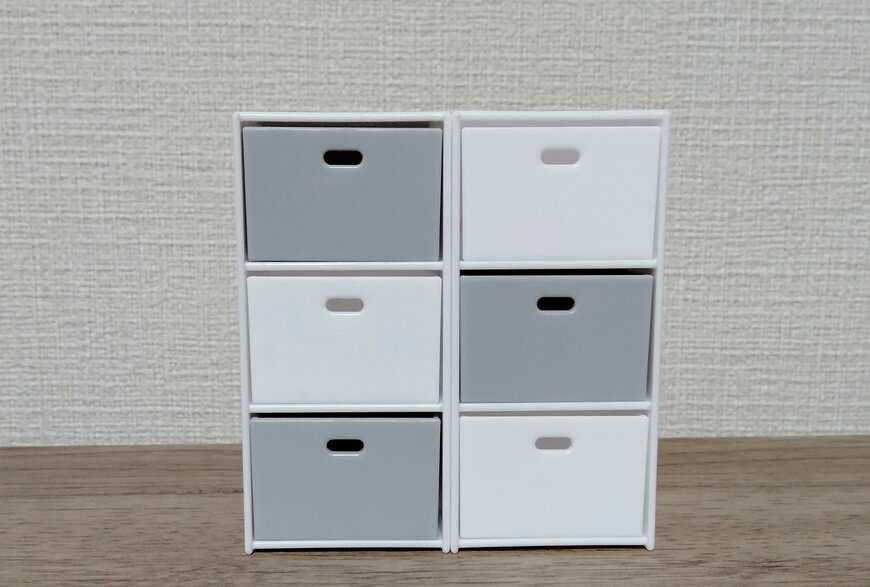 筆者撮影（セリア、ミニチュア 3段カラーボックス）